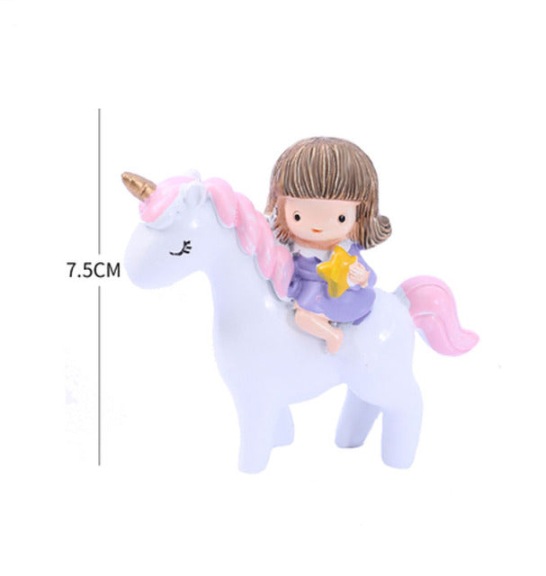 Figurine en PVC Kawaii originale pour fille, accessoire de décoration de  gâteau, jouet cadeau, grande princesse, mont, paillettes, rose, cheval  blanc, course, poney, beurre, mignon - AliExpress
